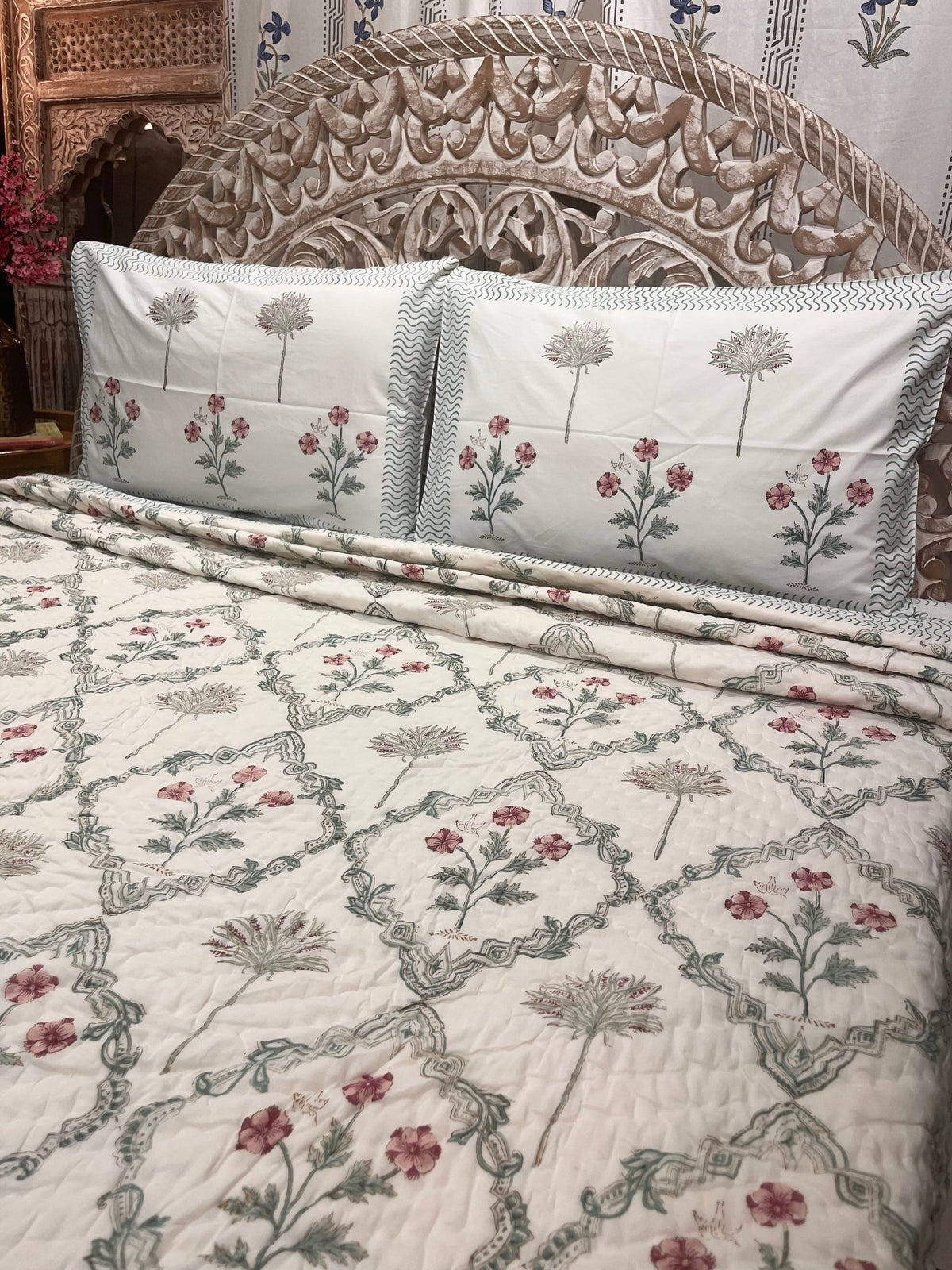 Quilts - The Decor Central