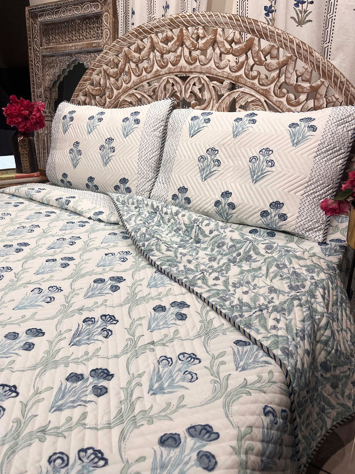 Lily blue Bedspreads - The Decor Central